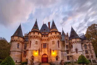 Този замък, построен през 1507 г., се продава за 5.7 млн. долара