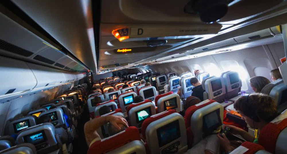 20-те най-дразнещи неща, които хората правят в самолетите