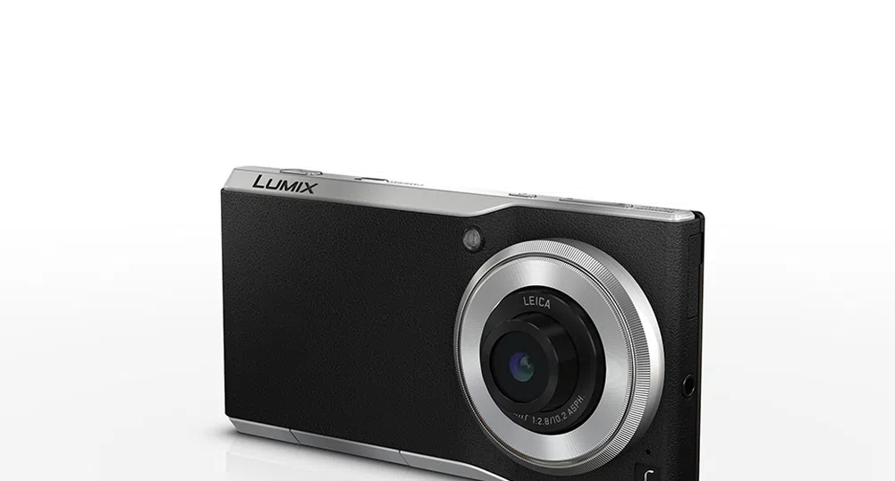Panasonic представя дигитална камера-смартфон