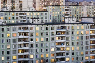 Руснаците трябва да работят 26 г. за двустаен апартамент