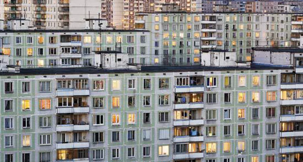 Руснаците трябва да работят 26 г. за двустаен апартамент
