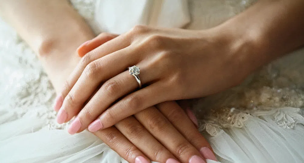 Повече от половината българи предпочитат съжителство без брак