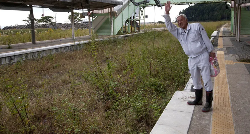 Мъж се завърна във Фукушима, за да храни животните