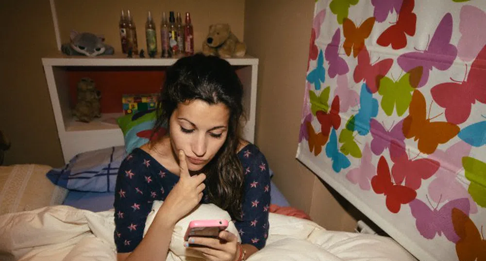 Спрете да използвате смартфона си в леглото