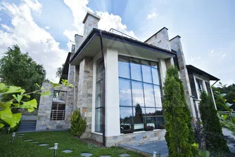 Имот на седмицата: къща в Горна Баня за 790 000 евро