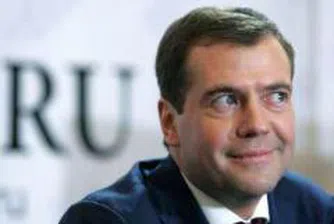 Пътят на Медведев - от портиер до президент
