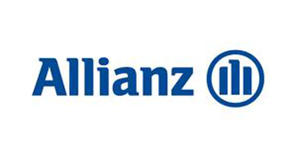 Печалбата на Allianz пада с 46%