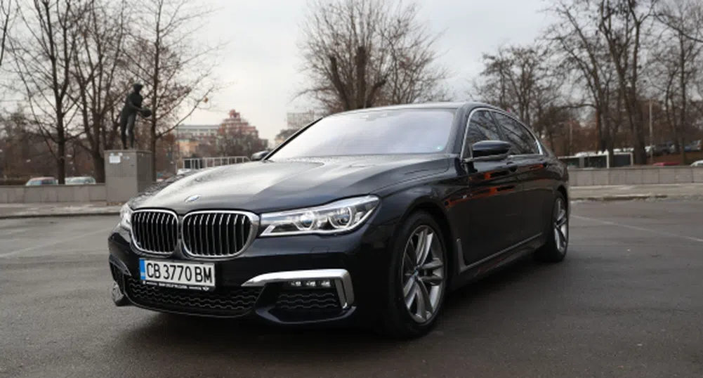 BMW Серия 7 предрича бъдещето (Галерия)