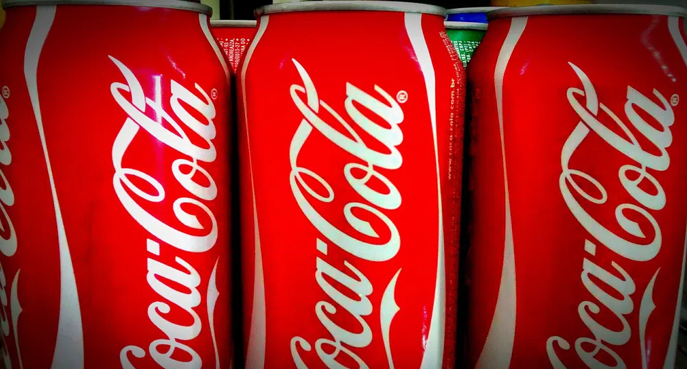 Ето защо логото на Coca-Cola е червено