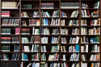 Библиотеката, която събира забранени книги
