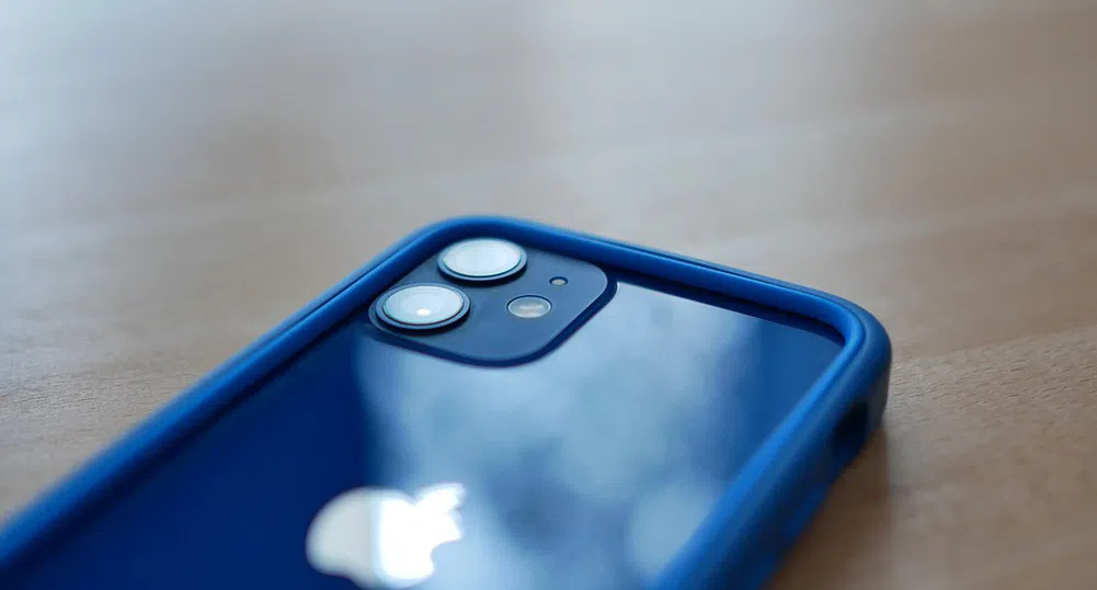 Apple намалила поръчките към доставчици след слабо търсене на iPhone12 mini