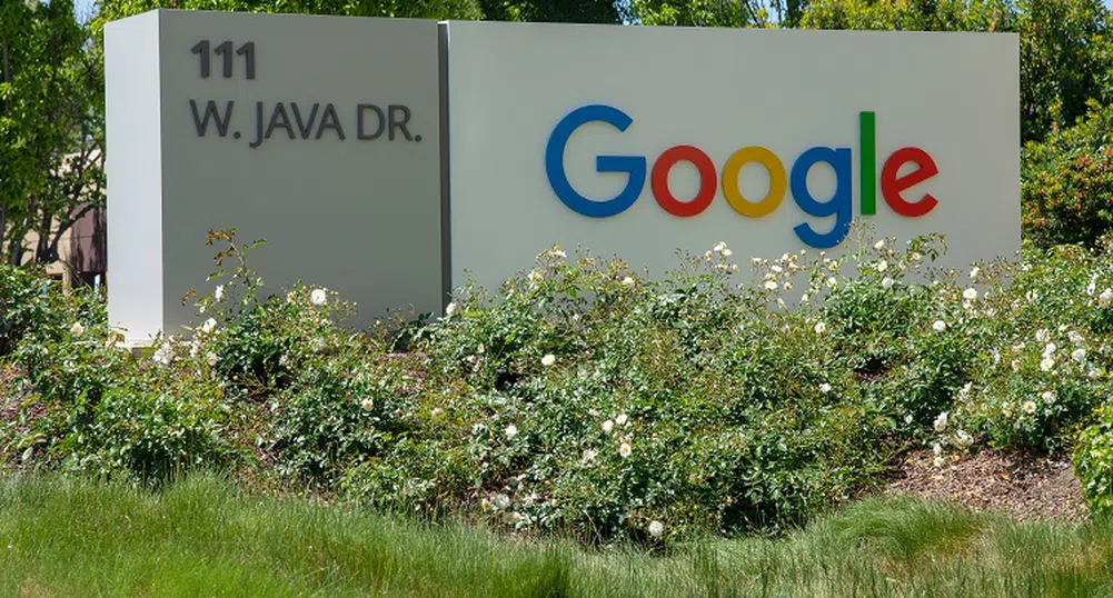 Уволнения и в Google, компанията освобождава 12 000 служители