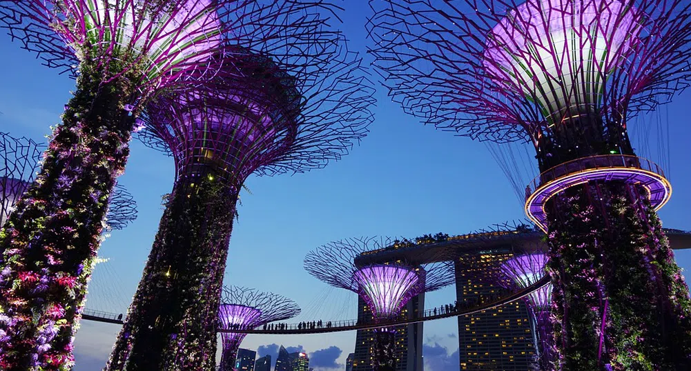 Сингапур с шеговито видео за забележителностите на острова