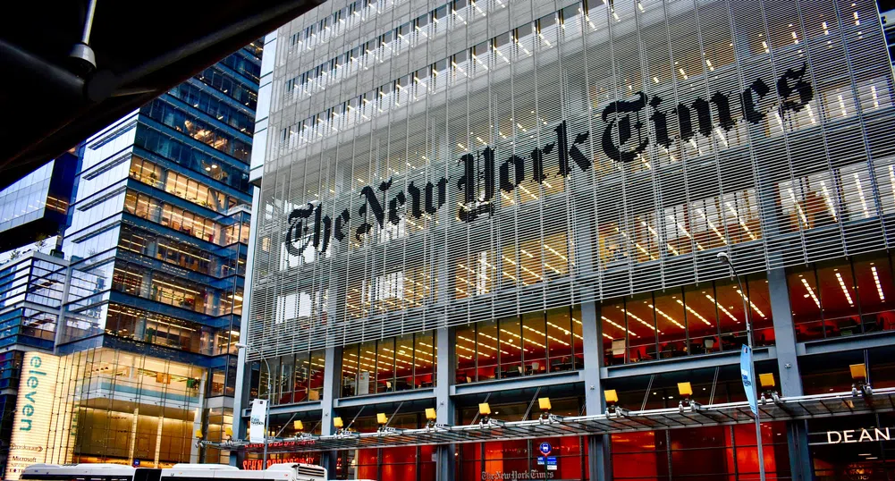 New York Times съди Microsoft и OpenAI за нарушаване на авторски права