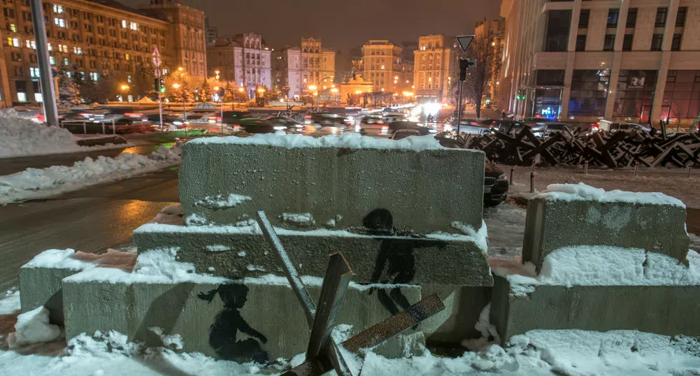 Очаква се сняг в Киев, останал частично без ток след руските атаки