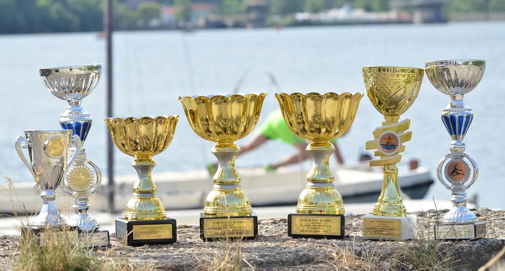 Бъдещи спортни шампиони имат нужда от теб