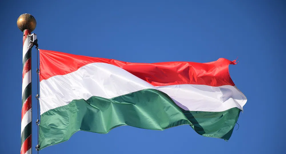Унгария затваря от 1 септември границите си за чужденци