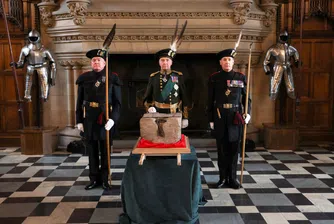 Камъкът на съдбата пристига в Лондон за коронацията на Чарлз III