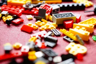 Lego закрива бизнеса си в Русия и освобождава 90 служители в Москва