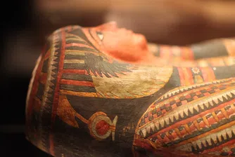 В Египет откриха все още неотварян саркофаг на 2 000 години