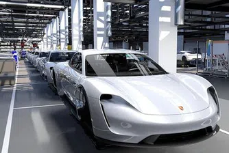 Porsche удвои производството на Taycan