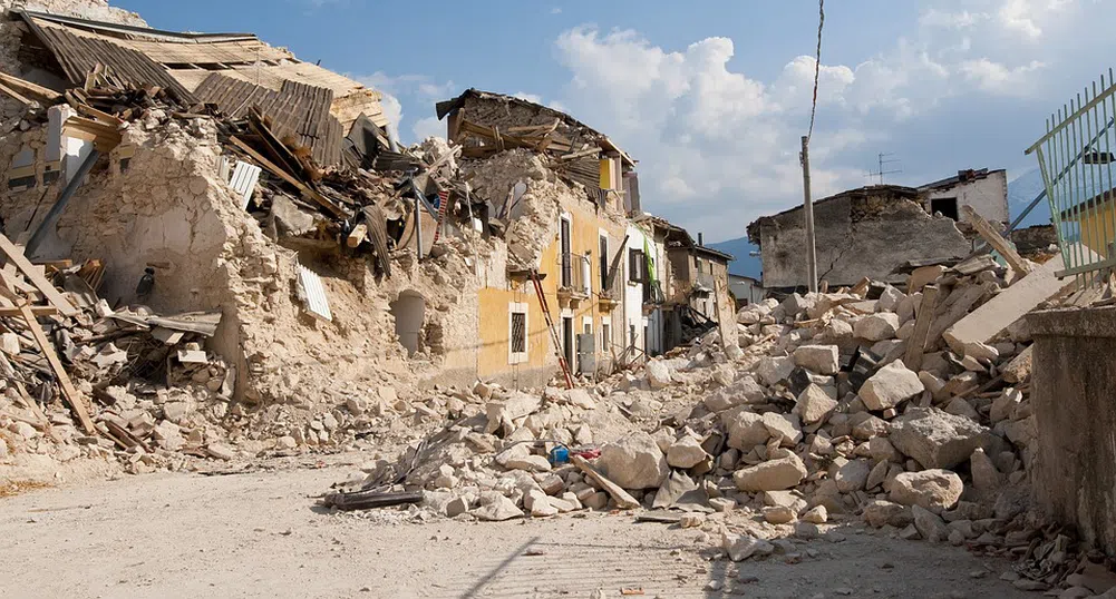 Серия от силни земетресения в Гърция