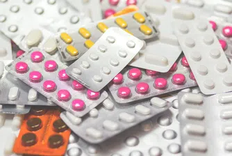 Предлагат безплатни лекарства за пациенти с COVID, които се лекуват вкъщи