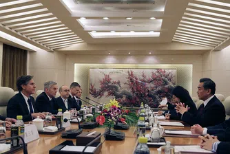 Срещата в Пекин: Разведряване или затишие преди буря