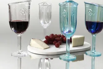 Чаша за вино, подобна на противогаз,  за повече аромат