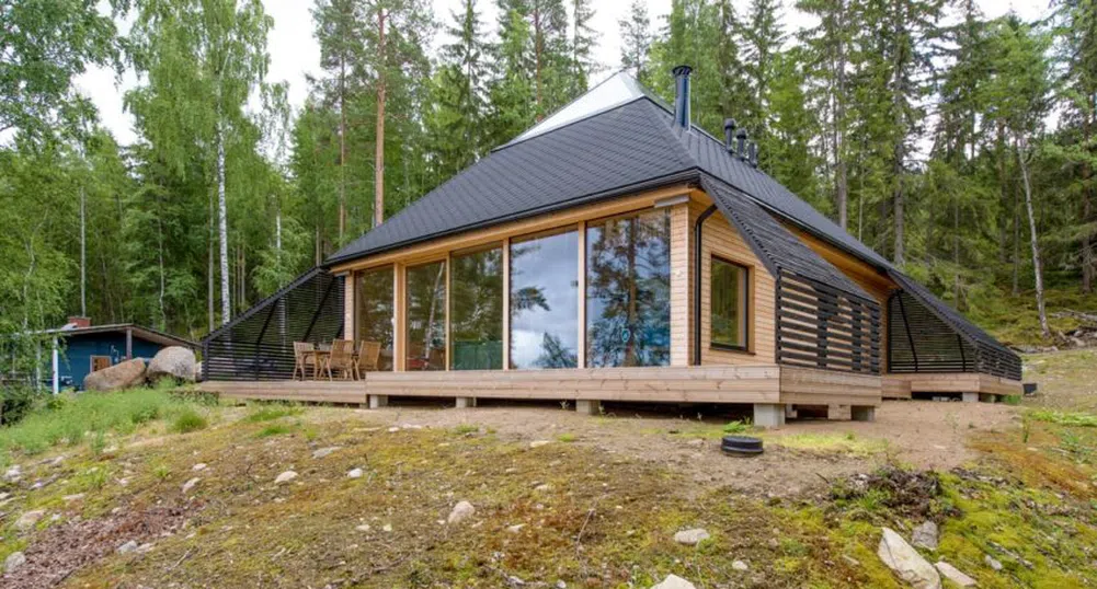 Уютна къща-пирамида във Финландия