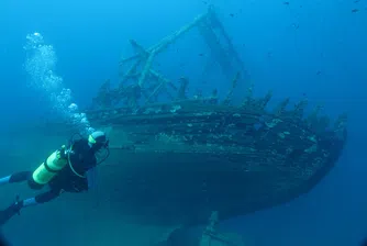 Откриха останките на изчезнал преди 130 години кораб (видео)