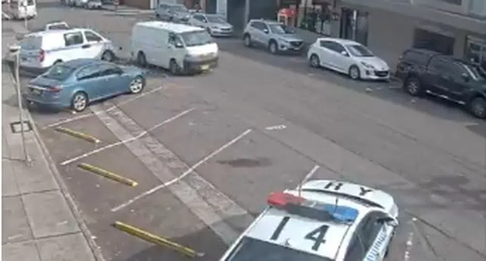 Мъж блъсна полицейска кола, докато превозва наркотици за $140 млн