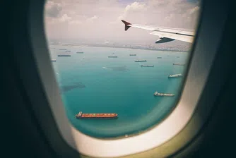 Какво би се случило, ако прозорец на самолет се счупи по време на полет?