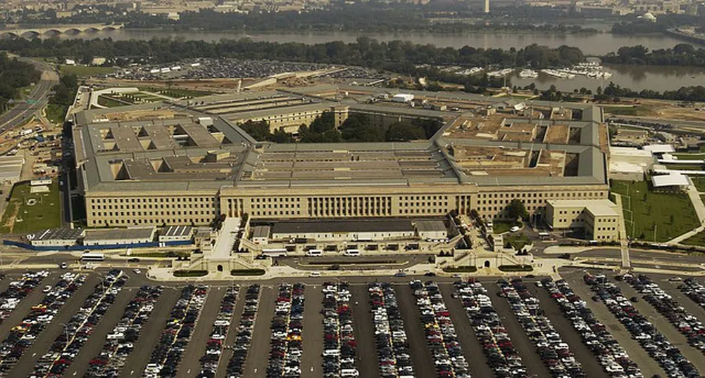 Американският Сенат прие рекорден военен бюджет