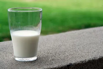 Млякото в Япония все още се доставя по начин, прилаган от век