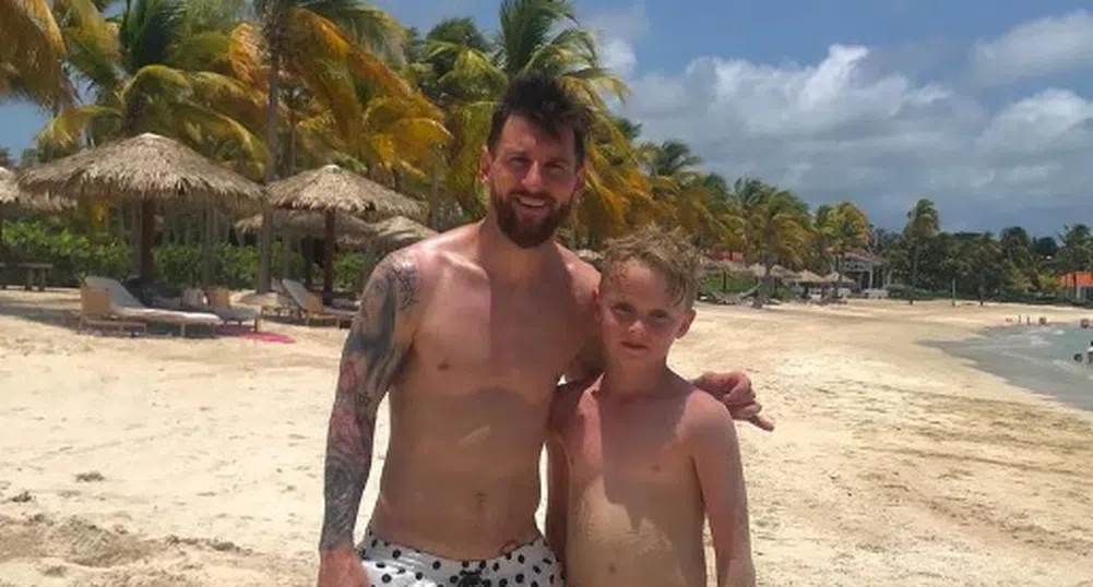 Да поиграеш футбол с Меси на плажа не се случва всеки ден (видео)
