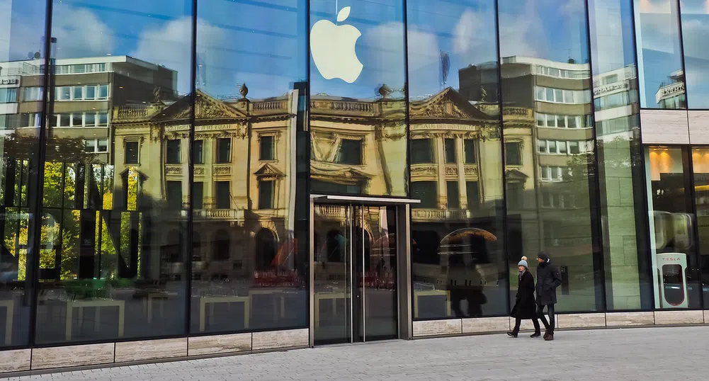 Бъфет вече притежава акции за над 100 млрд. долара в Apple