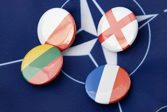 НАТО обяви колко военни има в България
