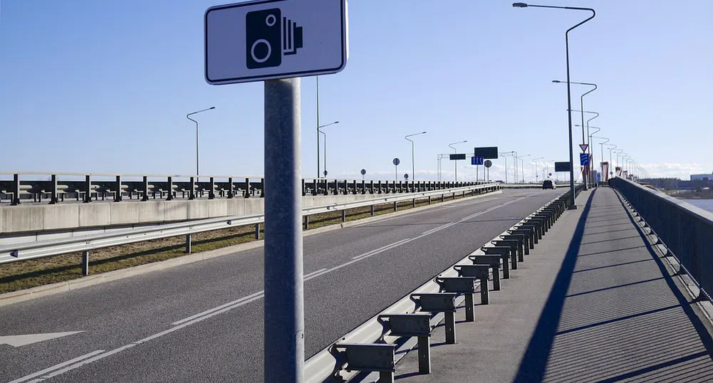 От днес премахват знаците за камерите на пътя
