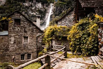 Швейцарско село предлага къщи за по 1 франк