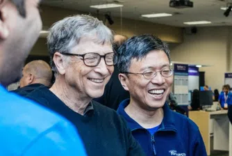 Бил Гейтс следял служителите си по номерата на колите им