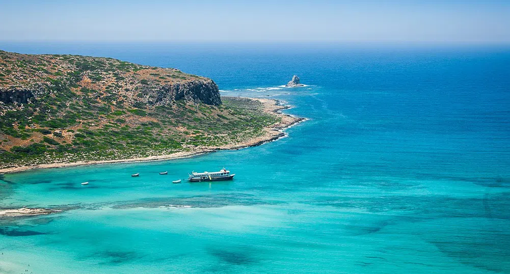 Силно земетресение на остров Крит, има опасност от цунами