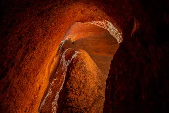 Минна компания възстановява пещери на 46 000 години, които е взривила