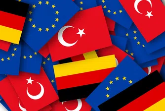 Германия обмисля спасителен план за Турция