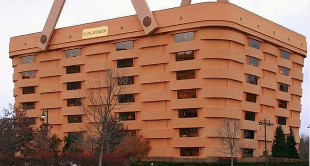 Превръщат в хотел една от най-причудливите сгради в света