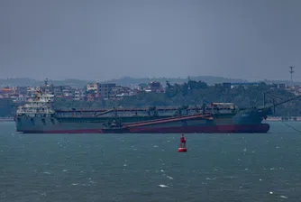САЩ съобщиха, че техен боен кораб е преминал вчера през Тайванския проток