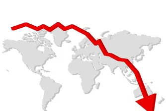 Азиатските акции с най-голям спад от повече от година