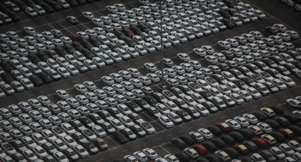 Сериозен спад на продажбите на нови автомобили у нас