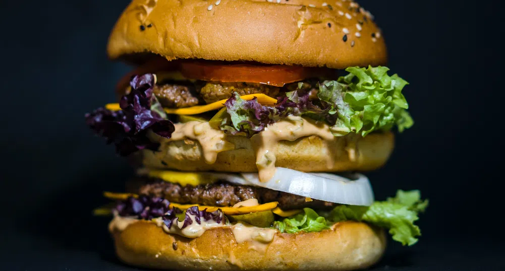 Мъж отпразнува 50 години, откакто яде хамбургер Big Mac почти всеки ден