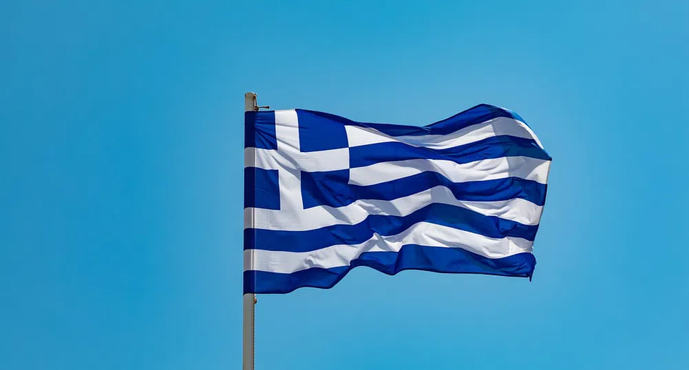 Гърция въвежда 5000 евро глоба за фалшиви Covid сертификати